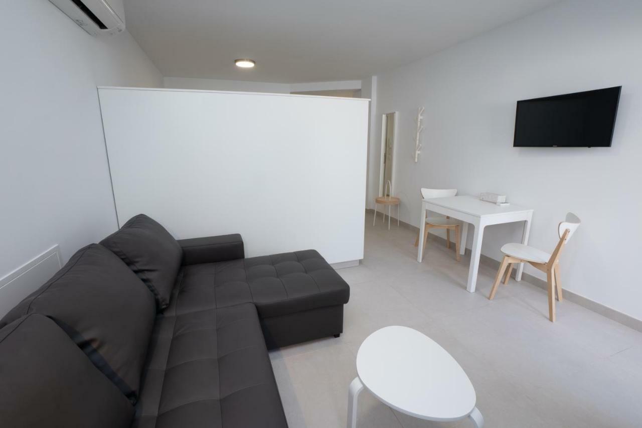 Apartamentos Mombasa 1 Planta Nerja Exteriér fotografie