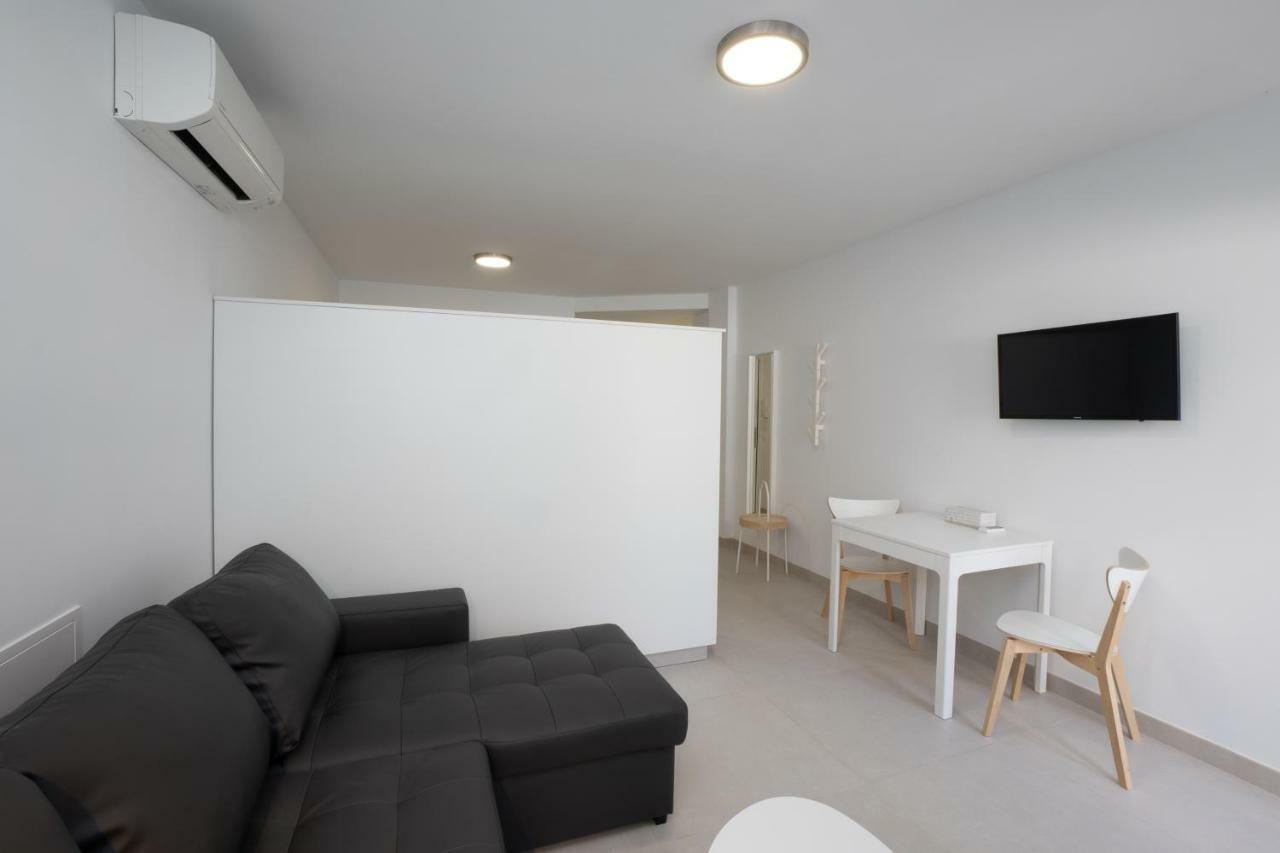 Apartamentos Mombasa 1 Planta Nerja Exteriér fotografie