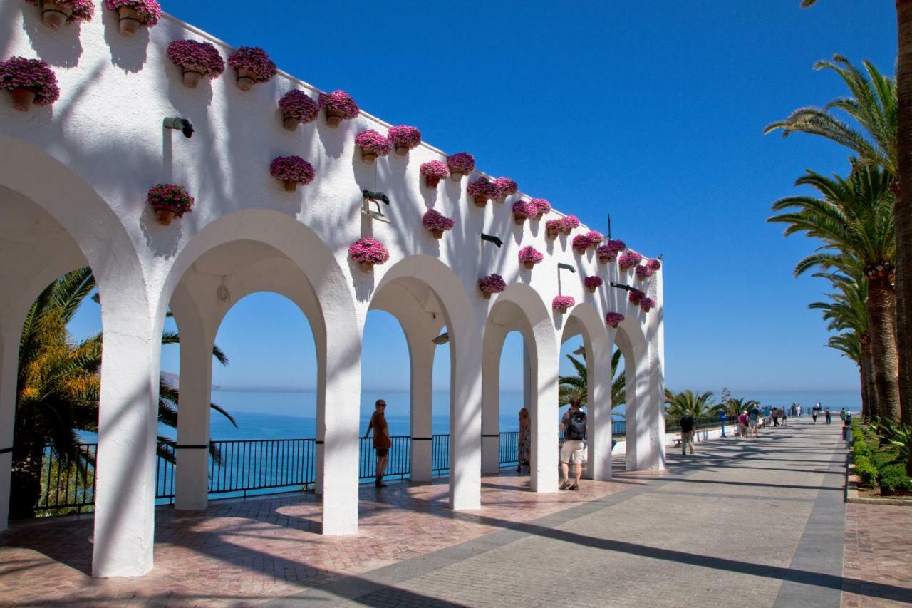 Apartamentos Mombasa 1 Planta Nerja Exteriér fotografie